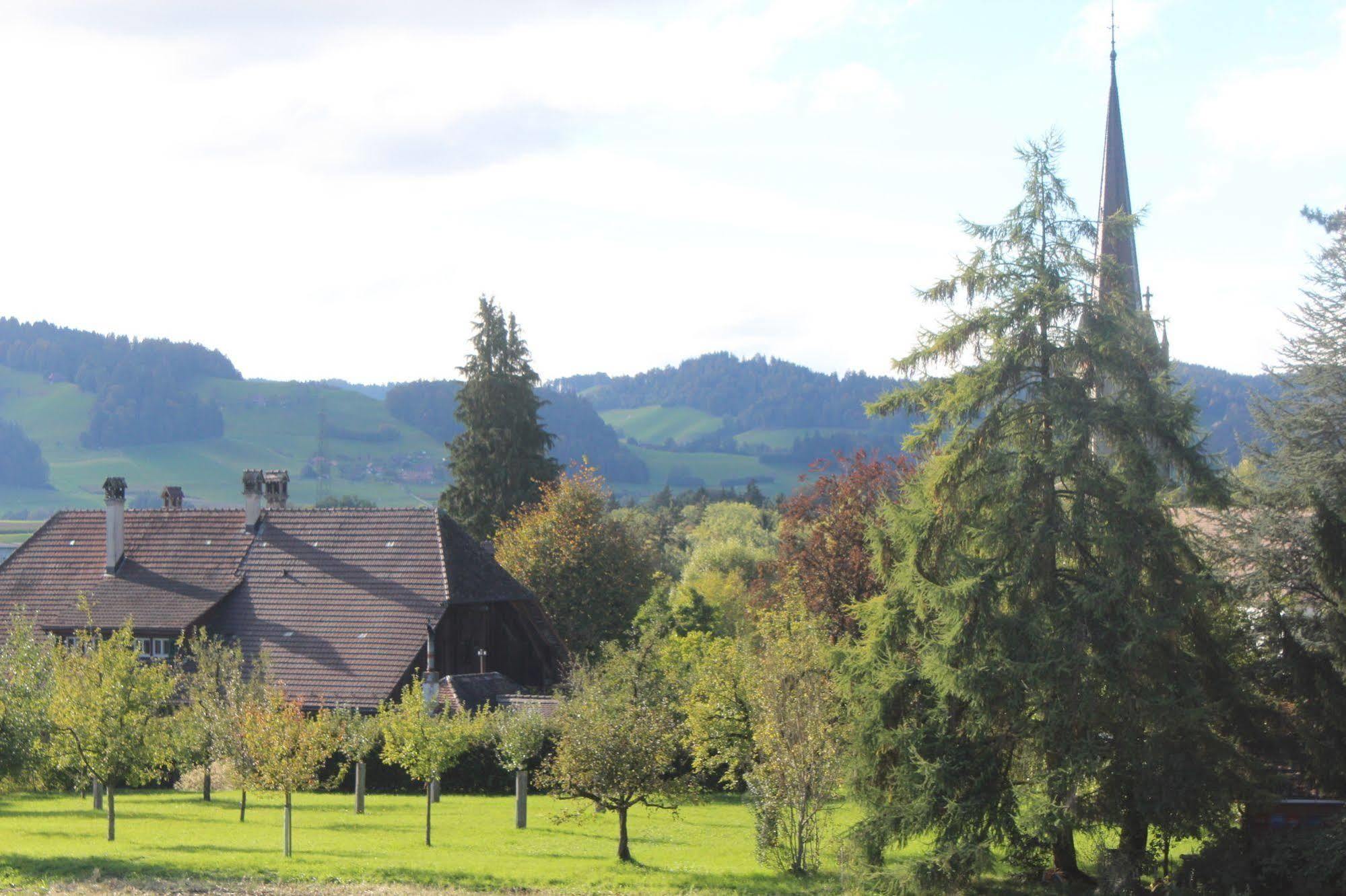 Gemeinschaftshaus Im Oberdorf Лютцельфлю Экстерьер фото